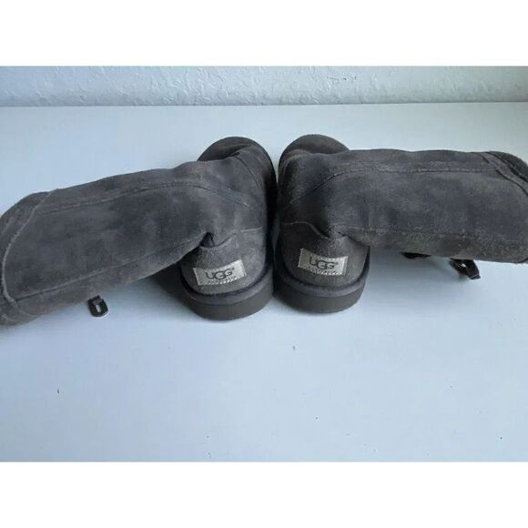 UGG Australia Larynn 1005396K Grey Suede Boots Girls Sz 5 Women’s 7 - Picture 4 of 10